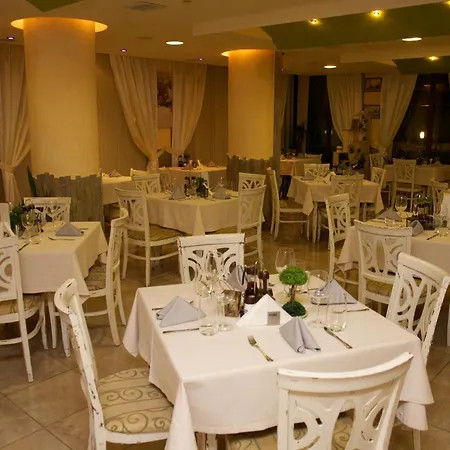 Fors Hotel 2*